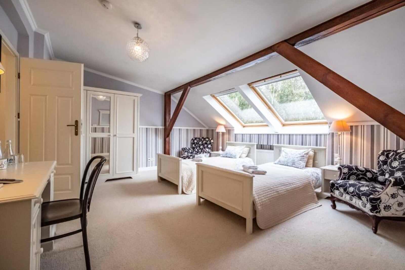 Large Twin Room